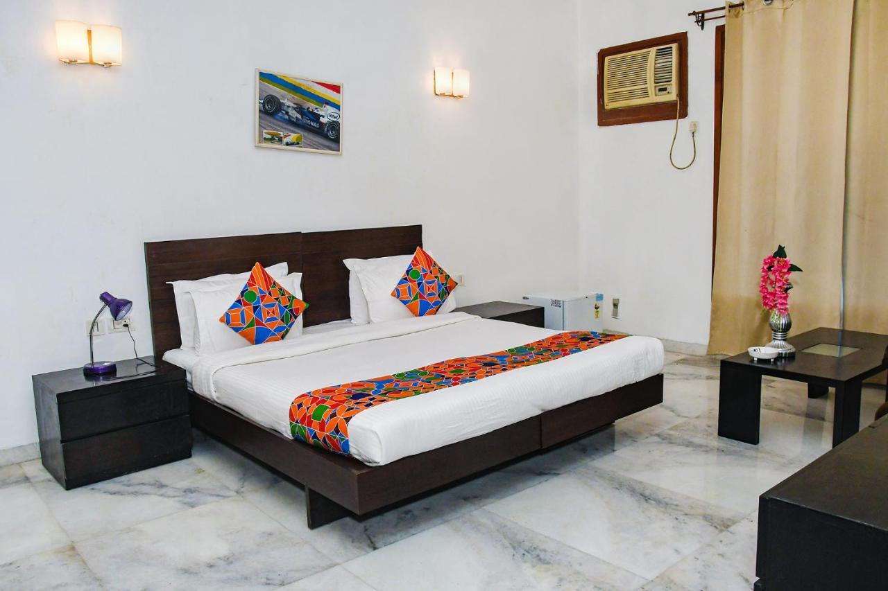 Fabhotel Premium Gurgaon Buitenkant foto