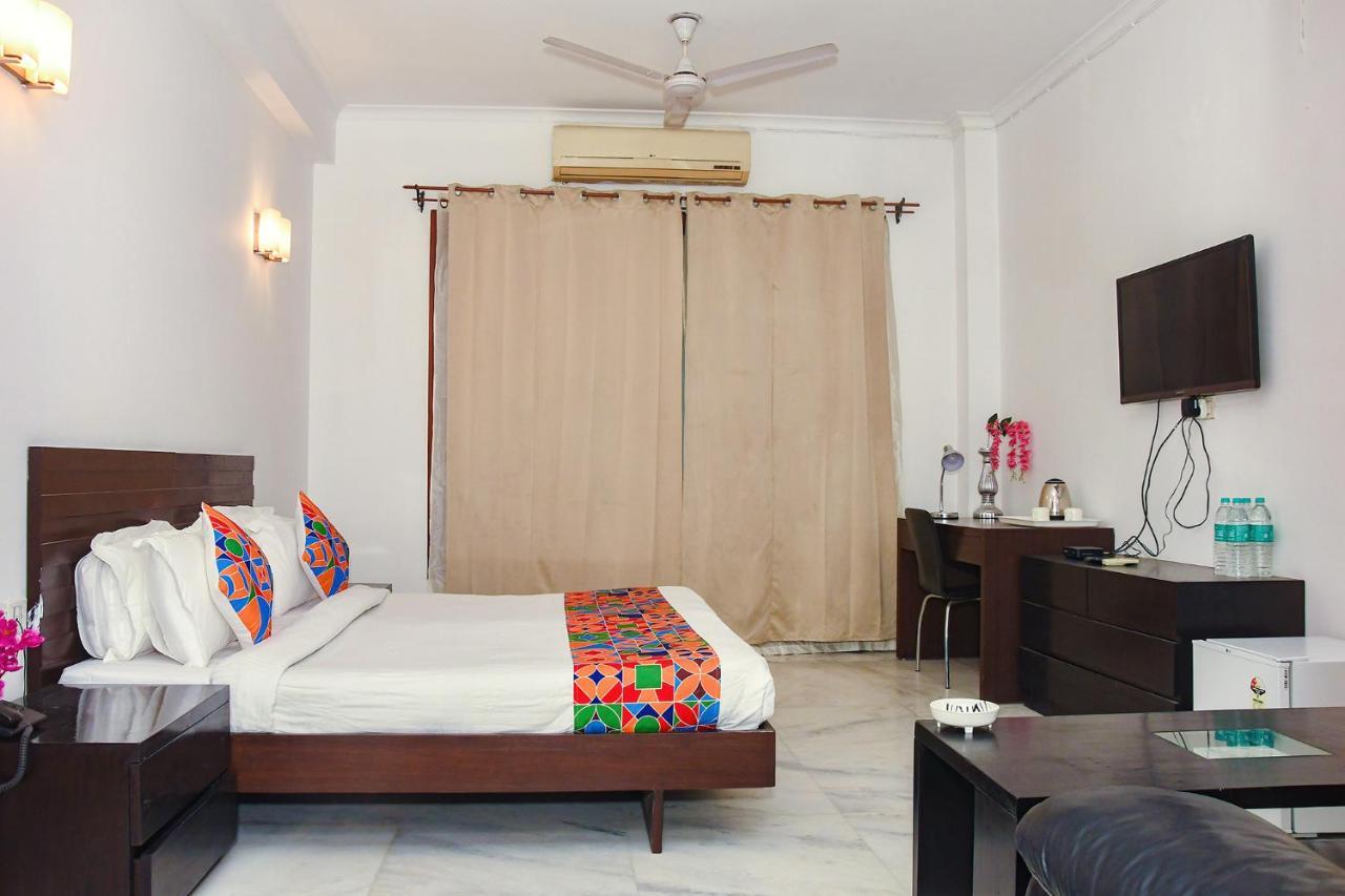 Fabhotel Premium Gurgaon Buitenkant foto